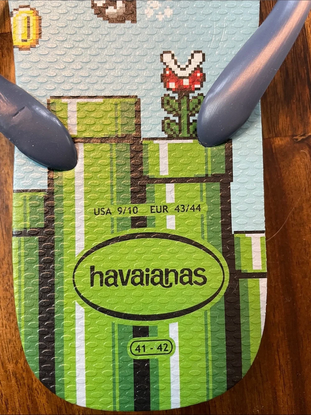 Havaianas Super Mario Bros Flip Flops